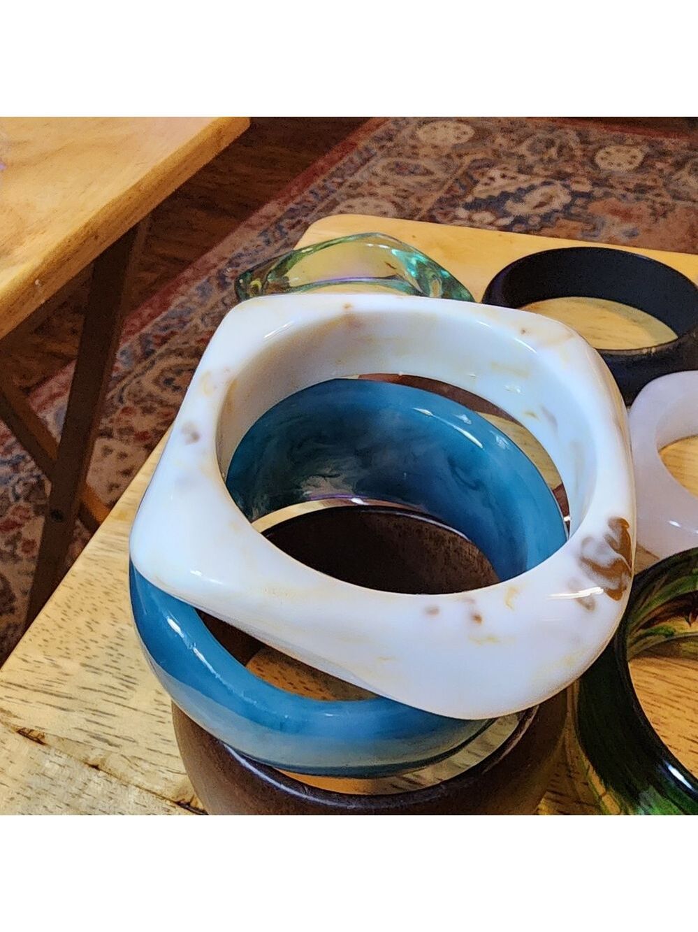 Bundle of 14 Colorful Bangles - Picture 3 of 6